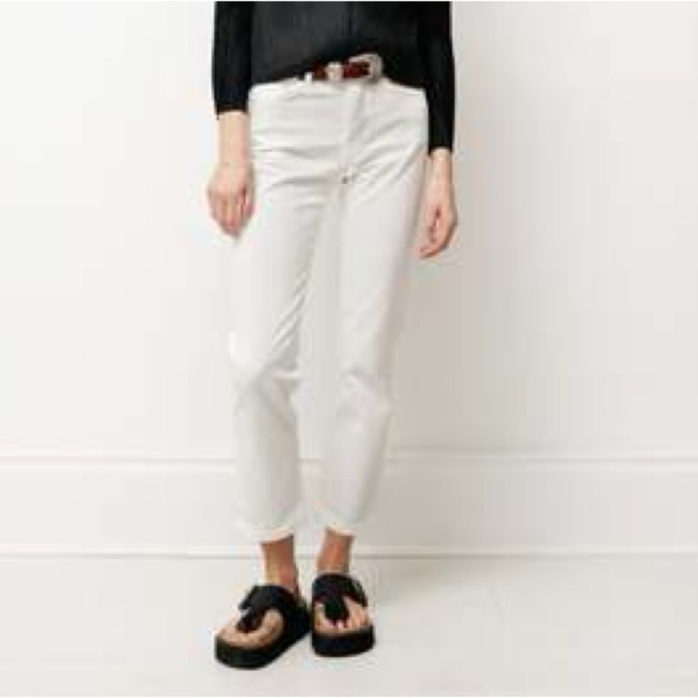 Jeanerica Classic Fit CW002 Natural White, Size 26